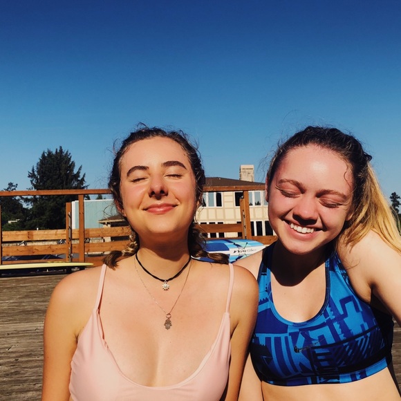 Meet your Posher, Clara - Picture 3 of 4